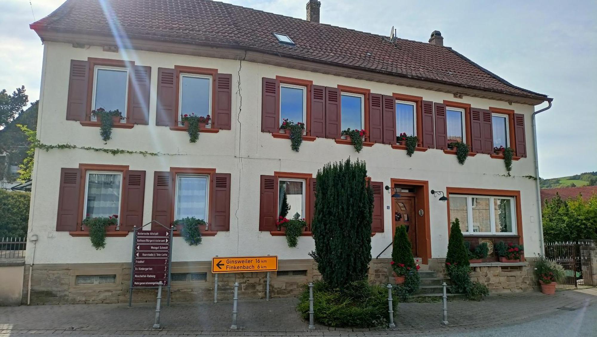 Urlaub Mit Charme In Der Kleinsten Stadt Der Pfalz. Obermoschel Bagian luar foto