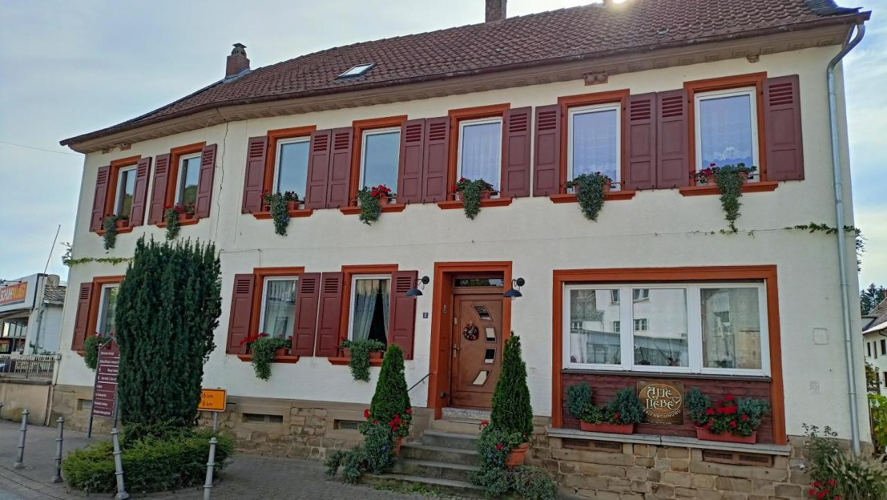 Urlaub Mit Charme In Der Kleinsten Stadt Der Pfalz. Obermoschel Bagian luar foto