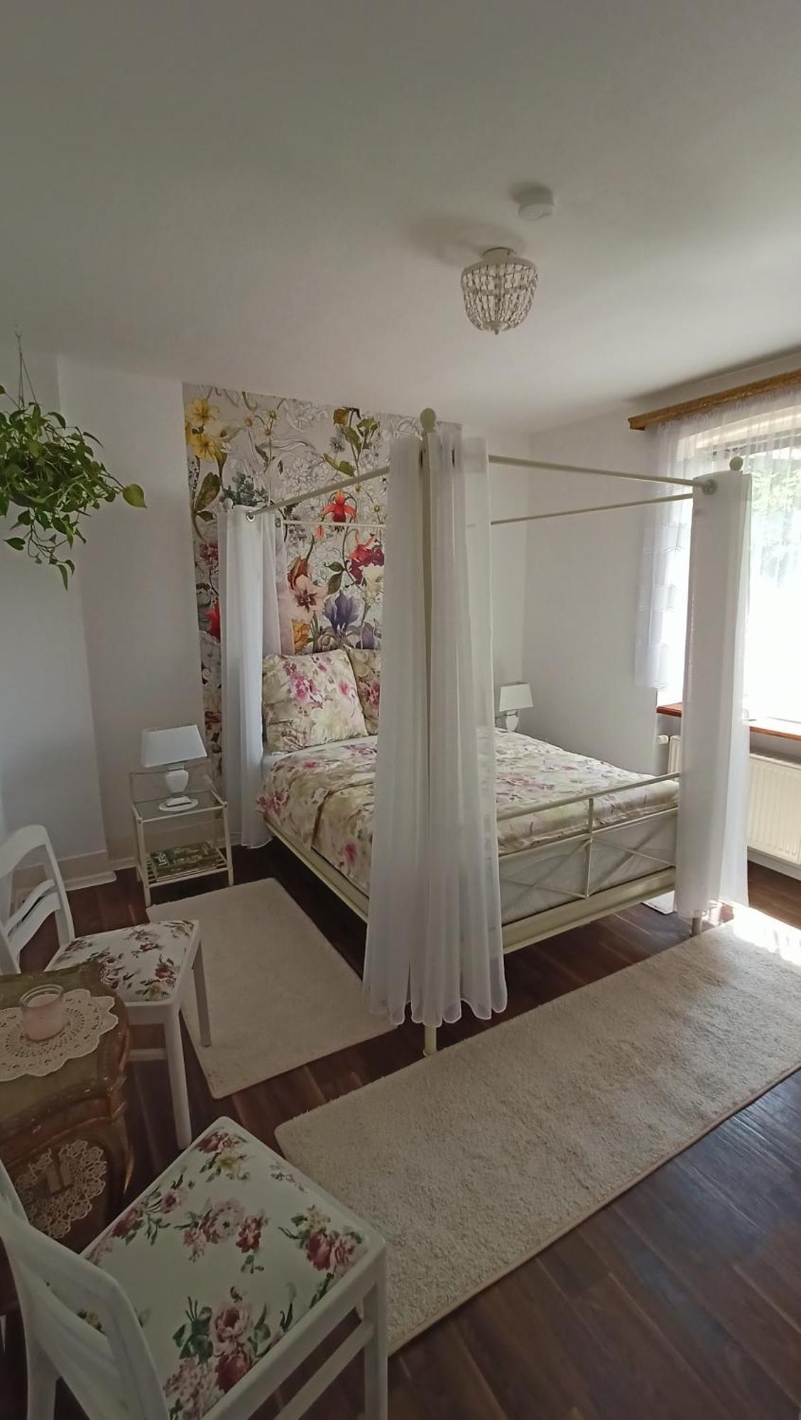 Urlaub Mit Charme In Der Kleinsten Stadt Der Pfalz. Obermoschel Bagian luar foto